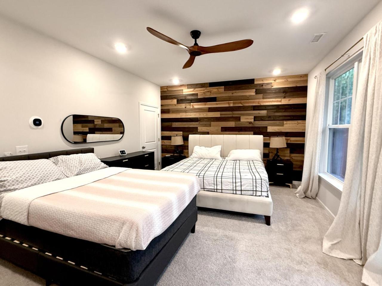 The Villas Buckingham 10 Mins To Rdu Airport Duke Downtown Durham Eksteriør bilde
