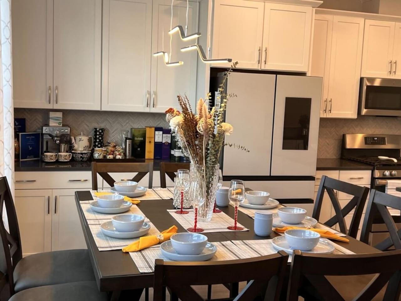 The Villas Buckingham 10 Mins To Rdu Airport Duke Downtown Durham Eksteriør bilde