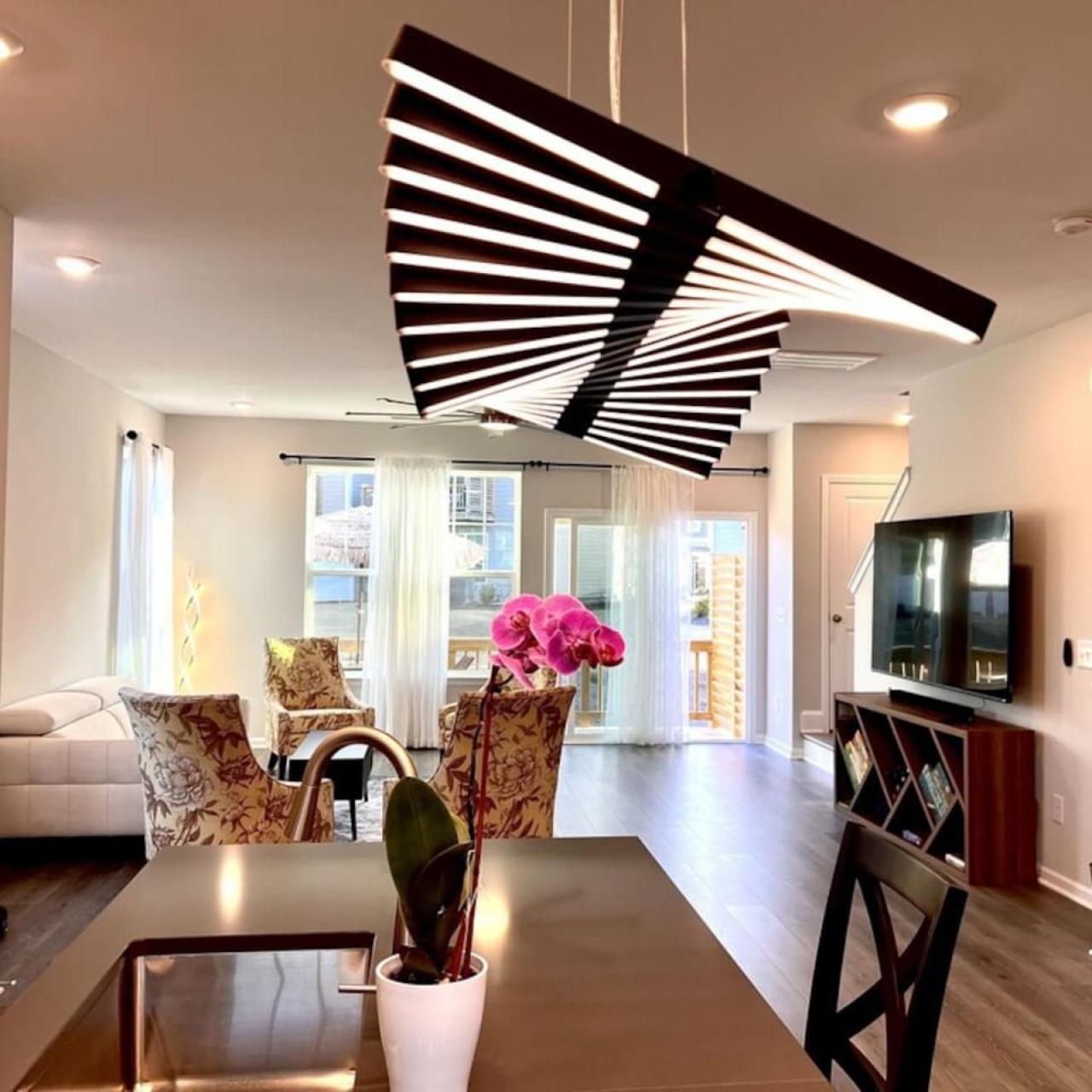 The Villas Buckingham 10 Mins To Rdu Airport Duke Downtown Durham Eksteriør bilde