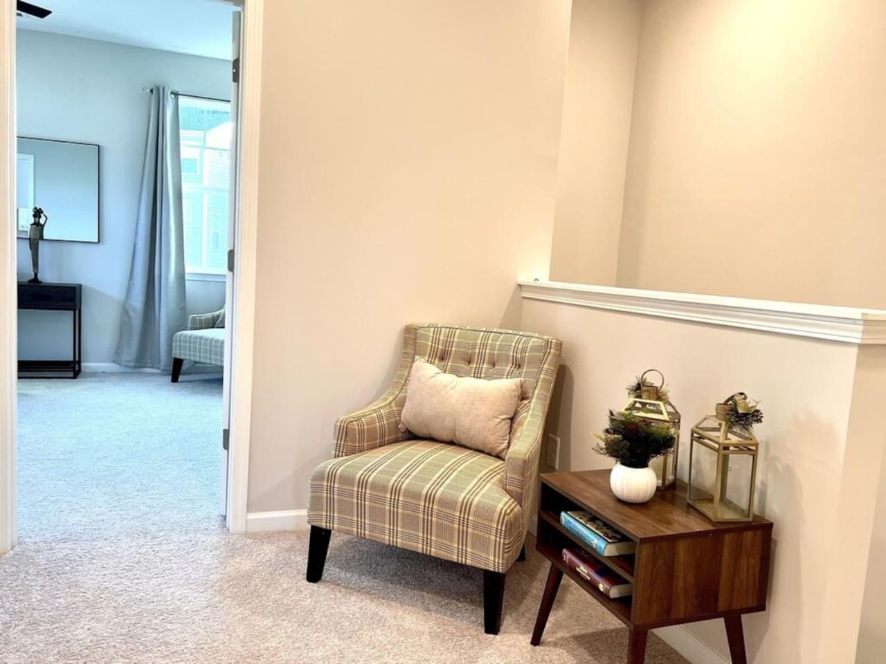 The Villas Buckingham 10 Mins To Rdu Airport Duke Downtown Durham Eksteriør bilde