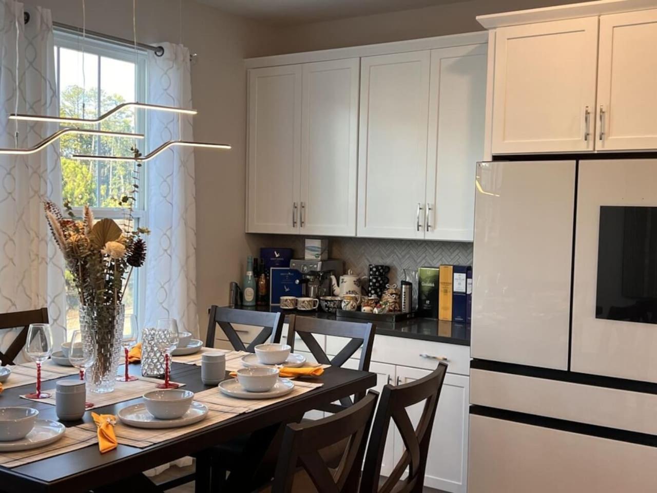 The Villas Buckingham 10 Mins To Rdu Airport Duke Downtown Durham Eksteriør bilde